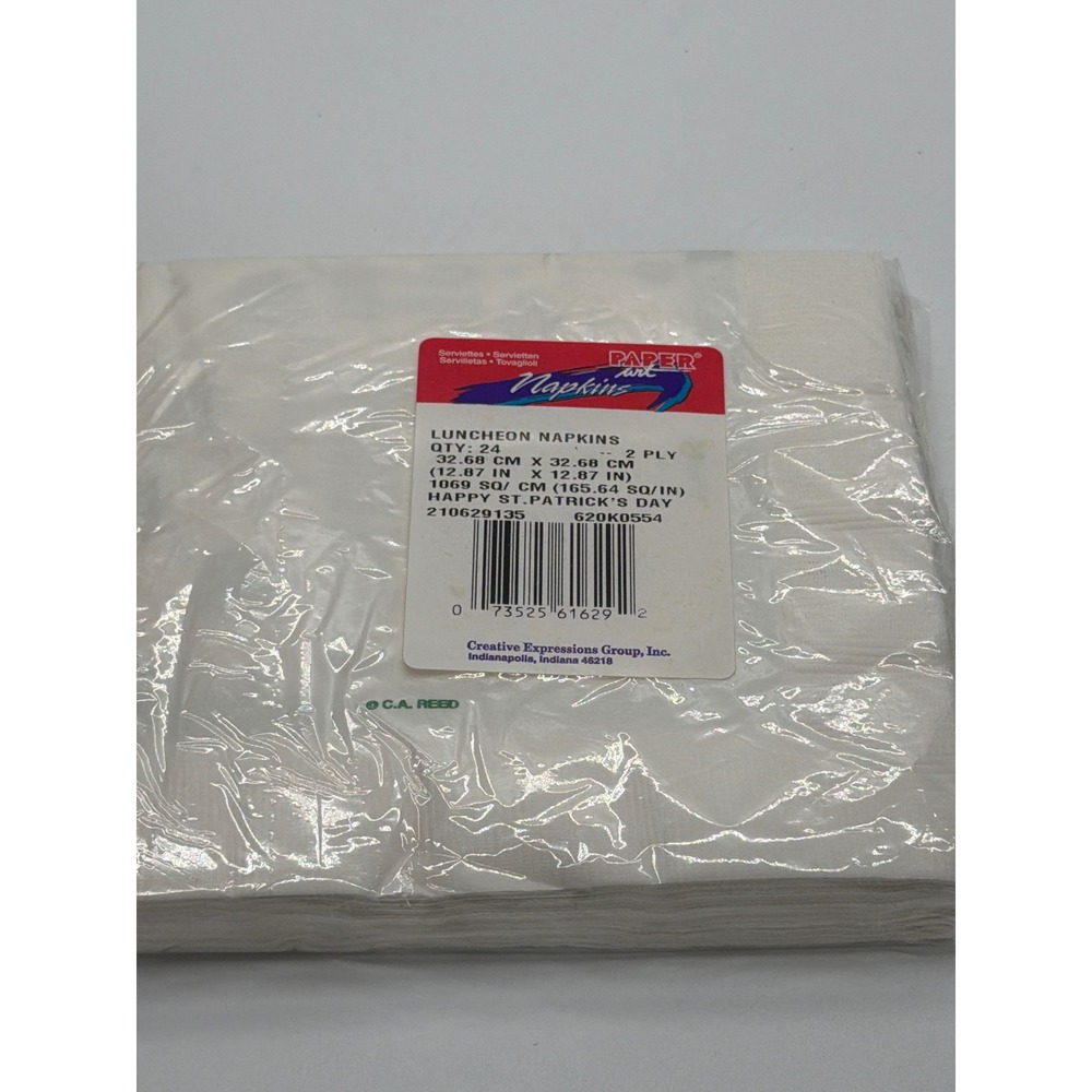 Paper Art Happy St Patricks Day Luncheon Napkins 24 Count 2 Ply Shamrock White - Picture 2 of 2